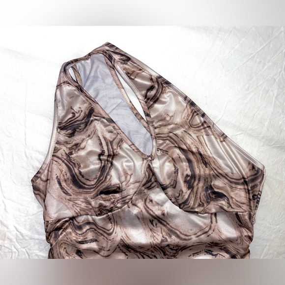 Neutral Marble Tan/Brown One Shoulder Key Hole Mini Dress - Picture 2 of 6